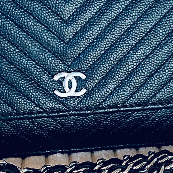 Chanel Caviar Chevron wallet on chain w/authenticity card, booklet, box NICE!!! - Picture 15 of 15